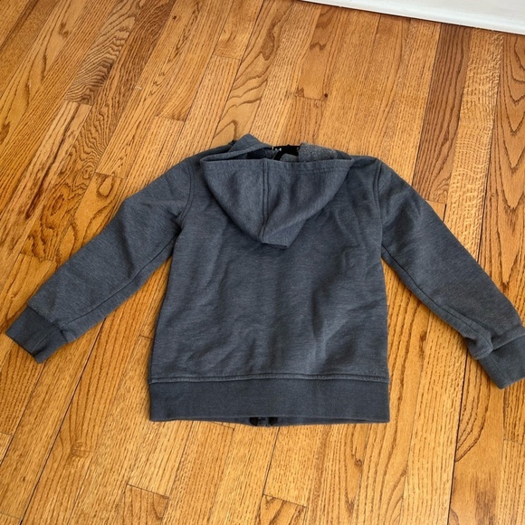 Under Armour Boys Gray Hoodie with Red Logo Full Zip Sweatshirt Size 5 - Picture 4 of 5